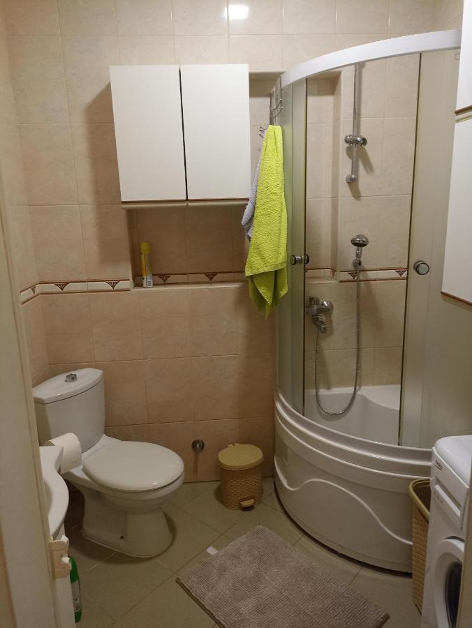 Apartmani Ana Tivat Exteriör bild